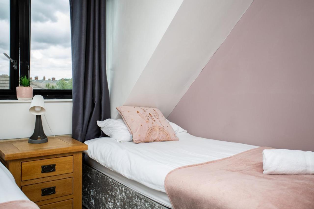 Portland Apartments 188 By #Shortstaysaway Jesmond Eksteriør billede